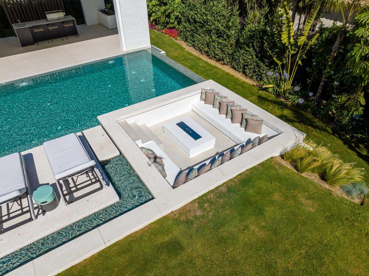 Vacation Marbella I Villa Sirius, Golf Valley, Private Heated Pool, Sauna, Billiard, Cinema, Awarded Holiday Rental Exterior foto